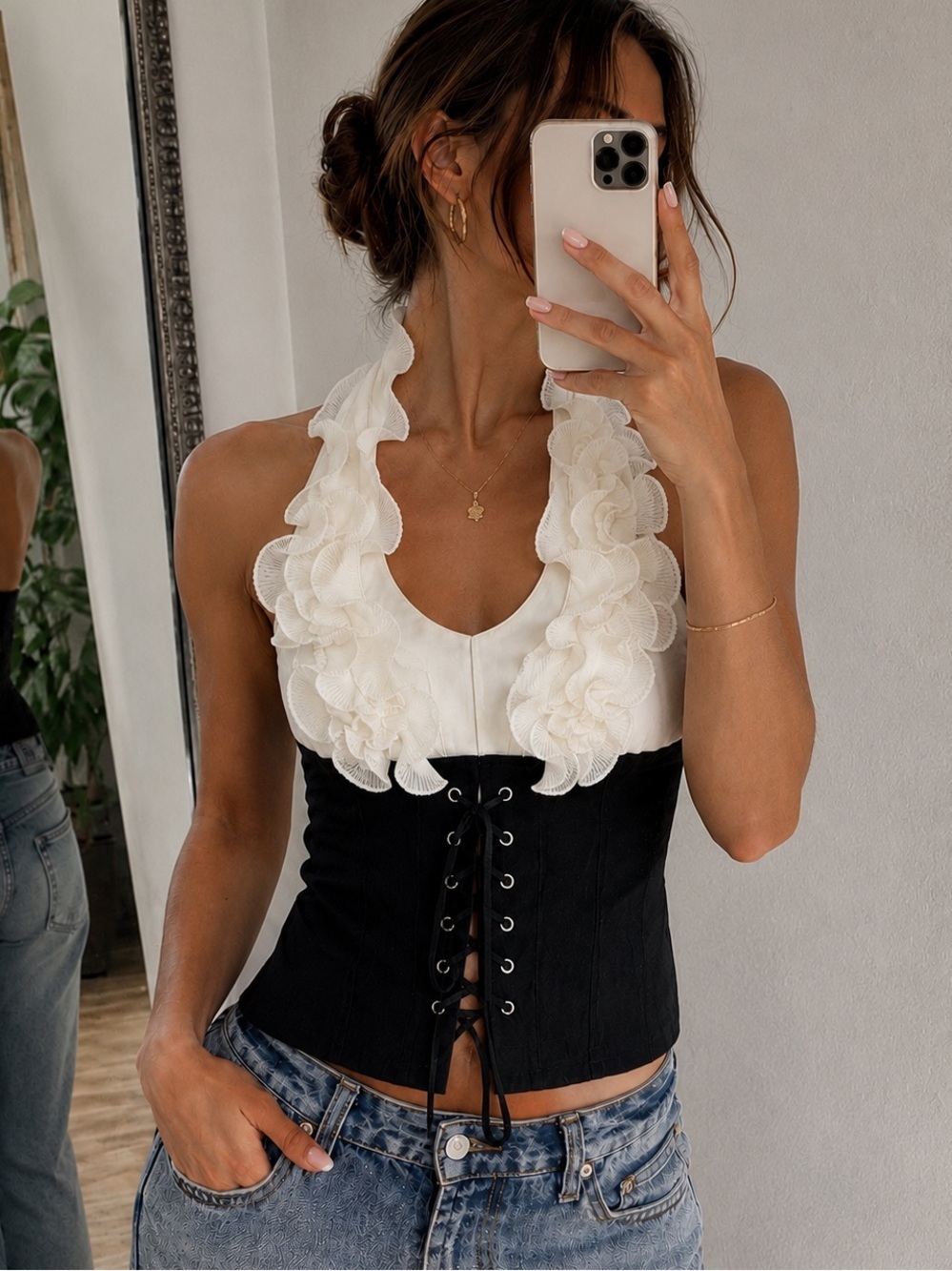 Papaya Ruffle Halter Corset Top M Black White Lace Up Stretch Y2K Coquette
